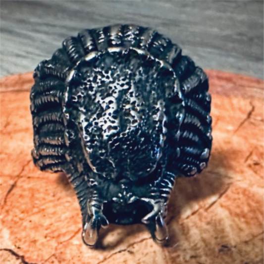 Predator Style Ring