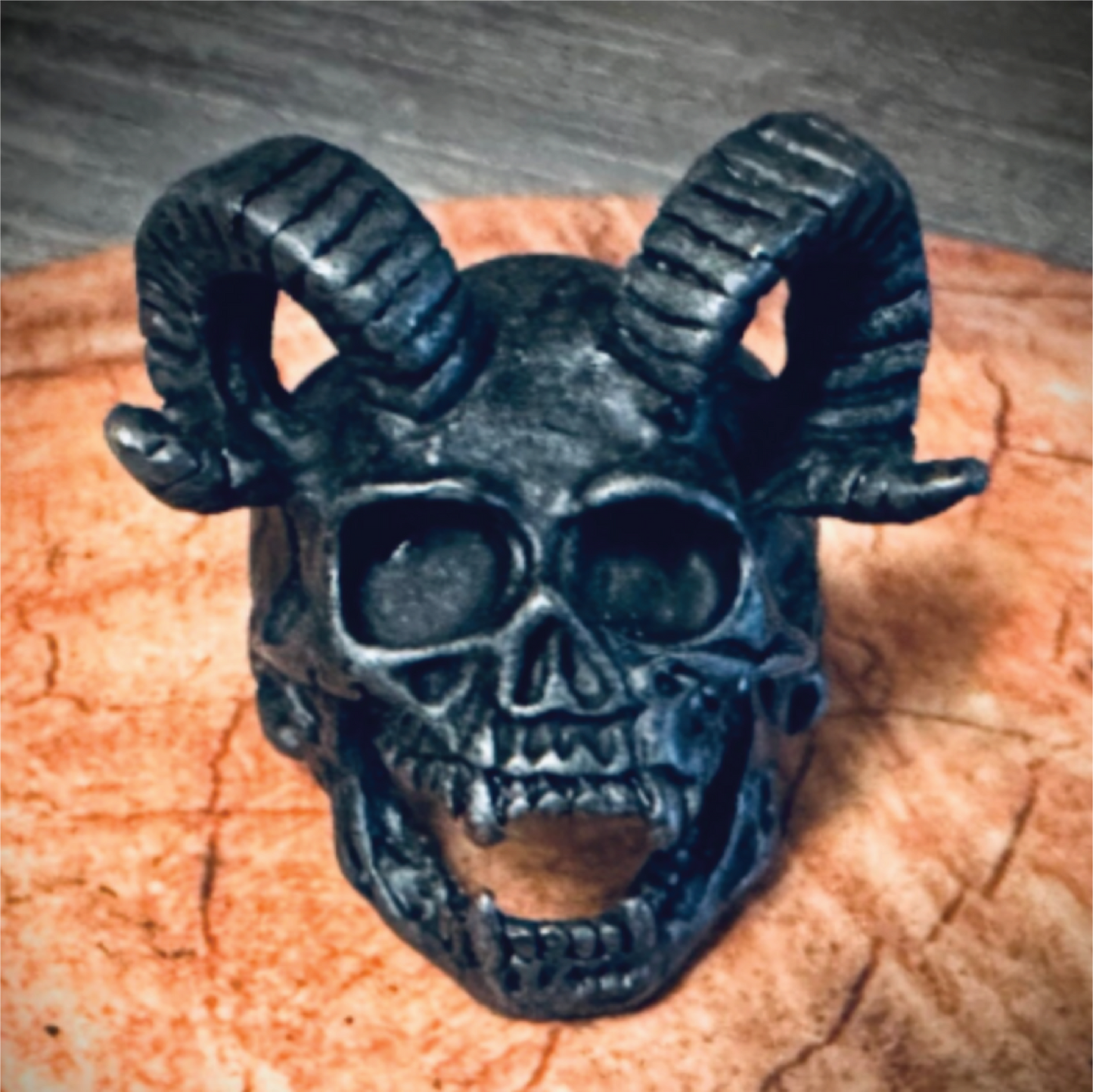 Grey Horned Skull Ring