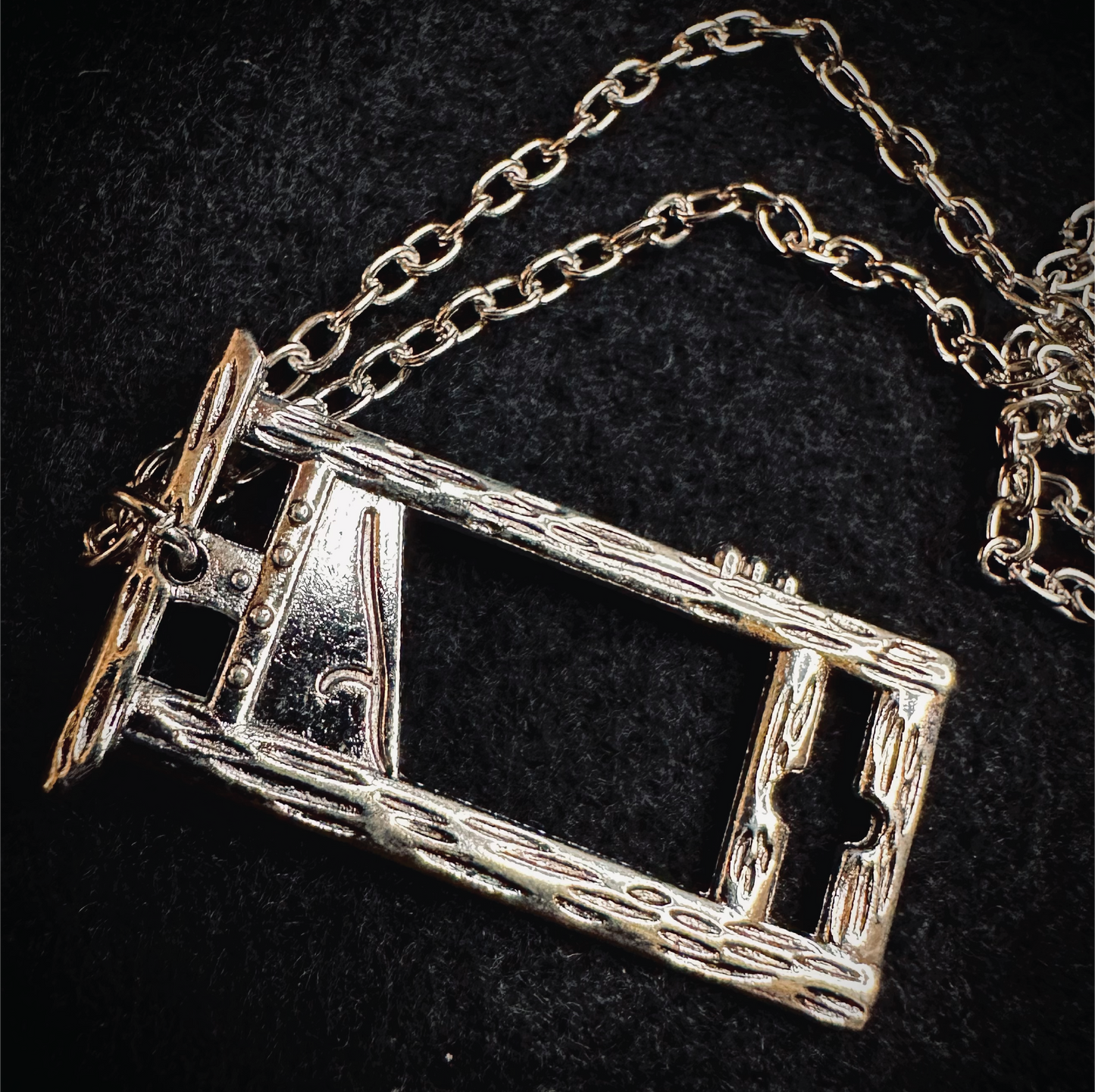 Guillotine Necklace